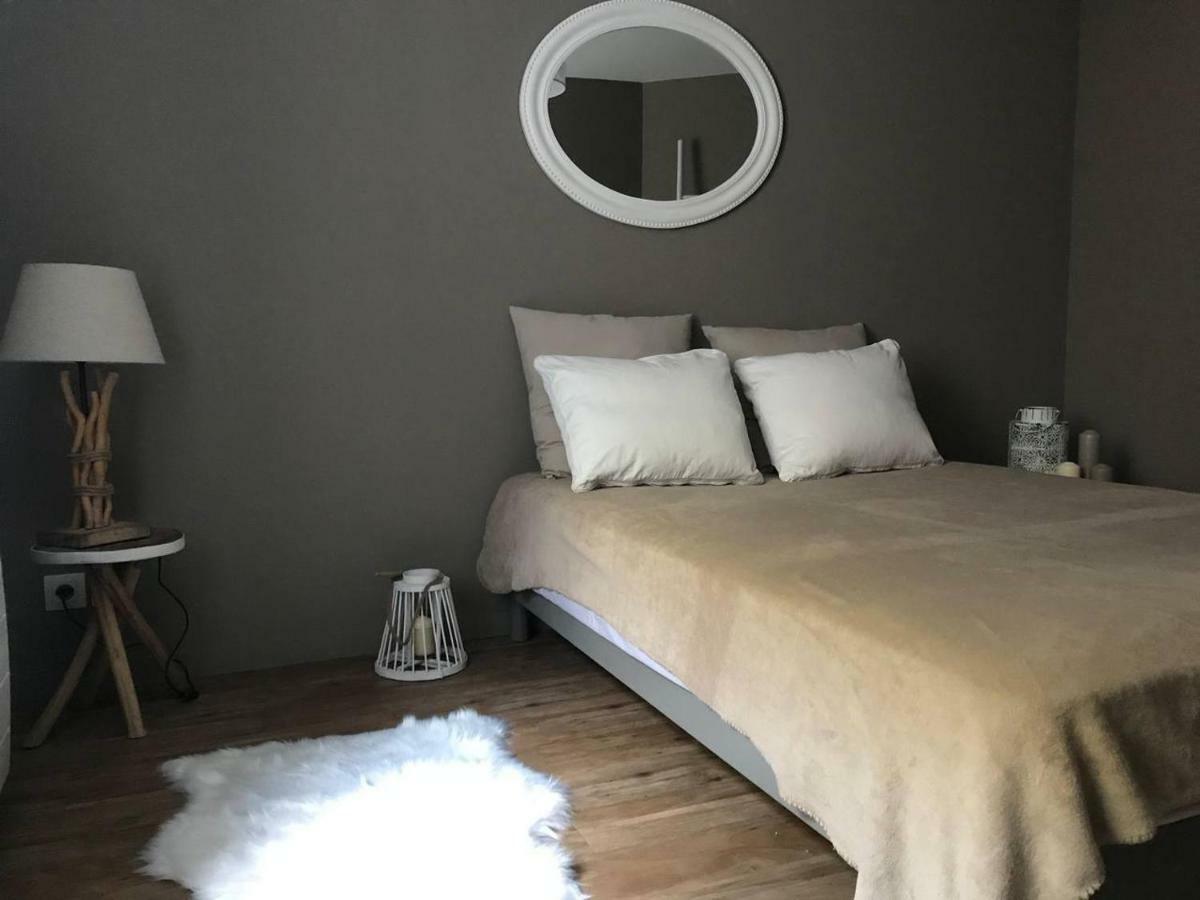 60 Rue Du Port Otel Granville Dış mekan fotoğraf